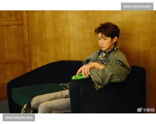 电竞选手的心路历程，从青涩少年到赛场巨星的蜕变