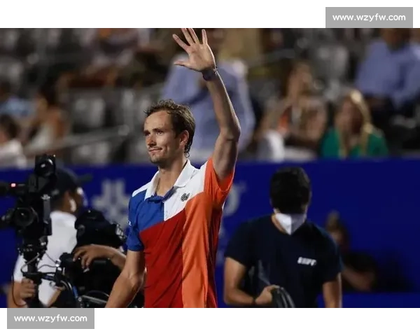 荣耀属于他!梅德韦杰夫用实力捍卫世界第一宝座! 荣耀属于他!梅德韦杰夫用实力捍卫世界第一宝座!